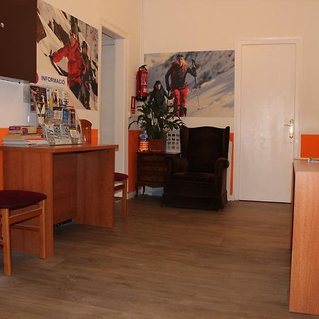 Pension Arosa Барселона Экстерьер фото